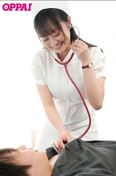 白衣天使轉戰暗黑界！護理師春川柚乃震撼出道：自曝是「服侍型人格」