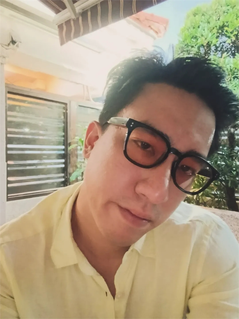 伍思凱兒爆「拿免費大麻騙愛」還餵毒傳Ｘ照！獵豔手段全流出　本人回應了