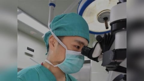 6旬男腳無力復健沒用   醫一看「龐然大物壓迫脊髓2公分」