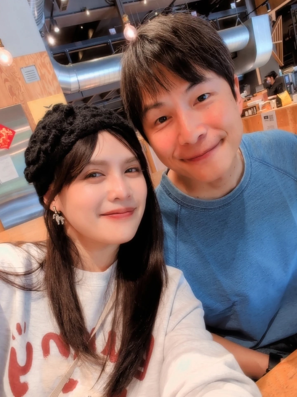 孫協志夏宇童下月辦婚禮！曝超甜婚紗照「嘟嘴親親」恩愛畫面全流出