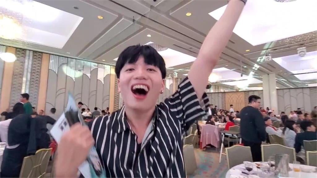 超幸運！補習班尾牙連２年中９萬９９９９元　數學老師：機率僅２５００分之１