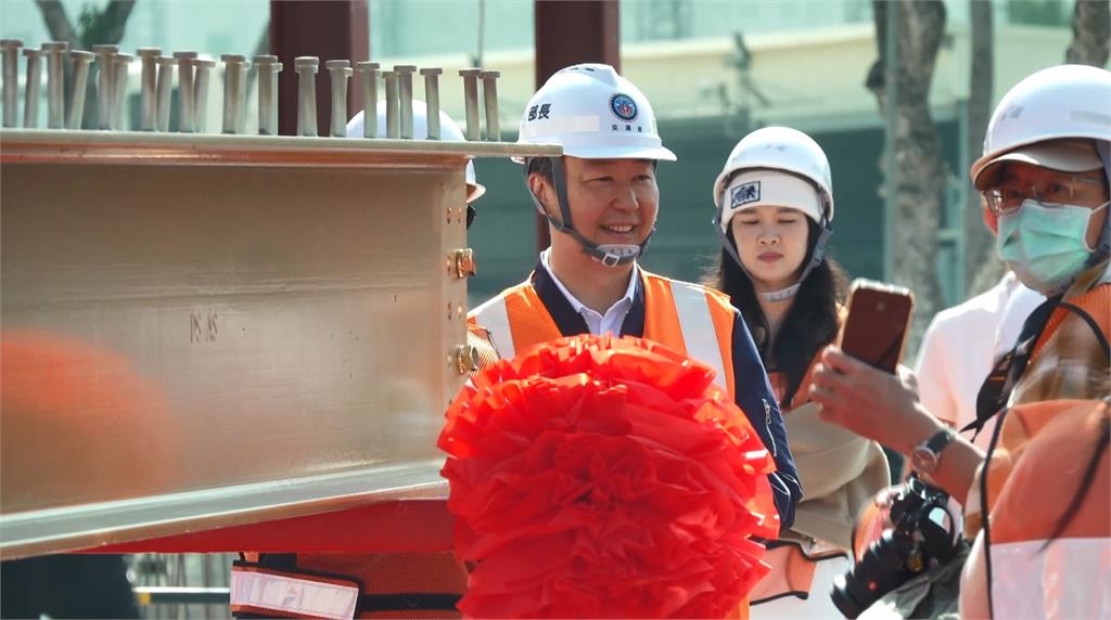 8月將迎接全新列車! 高鐵「新家」正式上梁