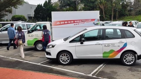 永齡基金會啟動寒冬送暖 捐贈社福機構200台交通車