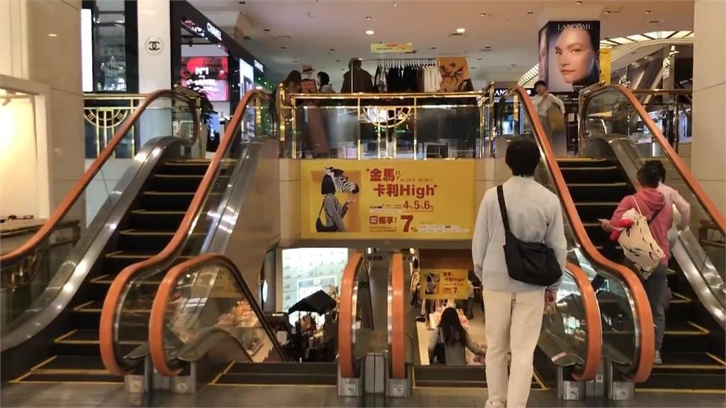 台南停電影響4千多戶！　新光三越中山、西門店「一片黑」