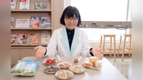 聯新國際醫院推薦「加減法」年菜 長年菜這樣煮不苦又健康