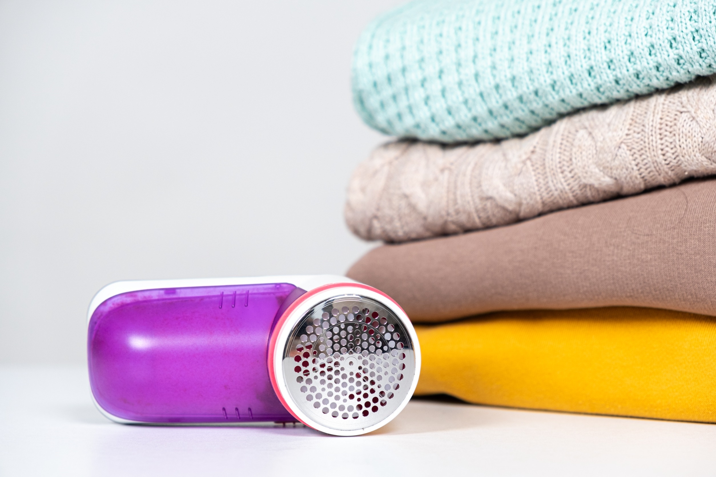 護髮乳的基本功能是柔順髮絲，這道理換到羊毛毛衣或是蠶絲都一樣通。圖/123RF圖庫