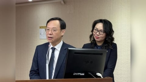 毆打醫護「停用健保卡一年」行不行   衛福部長表態了！