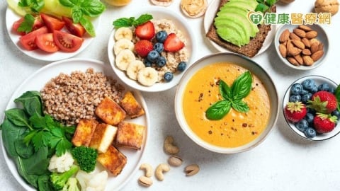 挽救腦部生鏽！營養師教戰「麥得飲食」為大腦築起防失智防線 