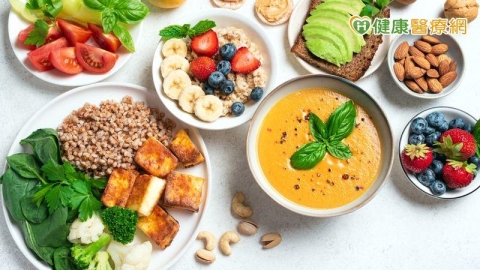 挽救腦部生鏽!營養師教戰「麥得飲食」為大腦築起防失智防線