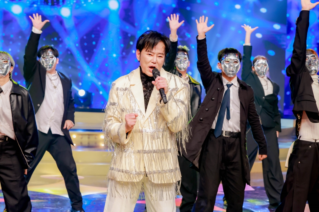 《民視第一發發發》浩角翔起升級「三人偶像男團」!嗆聲白冰冰「一句話」被痛批