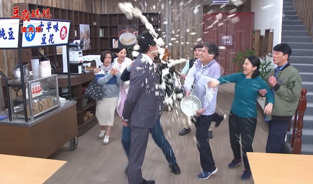 《豆腐媽媽-EP29精彩片段》豆渣潑人渣 大嫂神秘回歸?