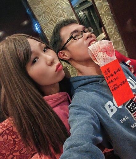 170公分暗黑女星「曾激戰鄧佳華」 引退轉行「煎台站8.5小時」近況曝