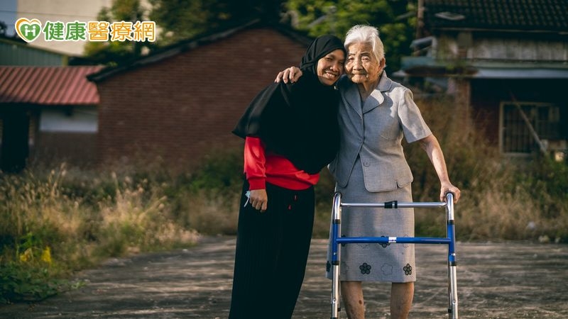 長照壓力鍋3／生活起居之外的情感互動　外看、家屬與長者如何實現「三方共好」？