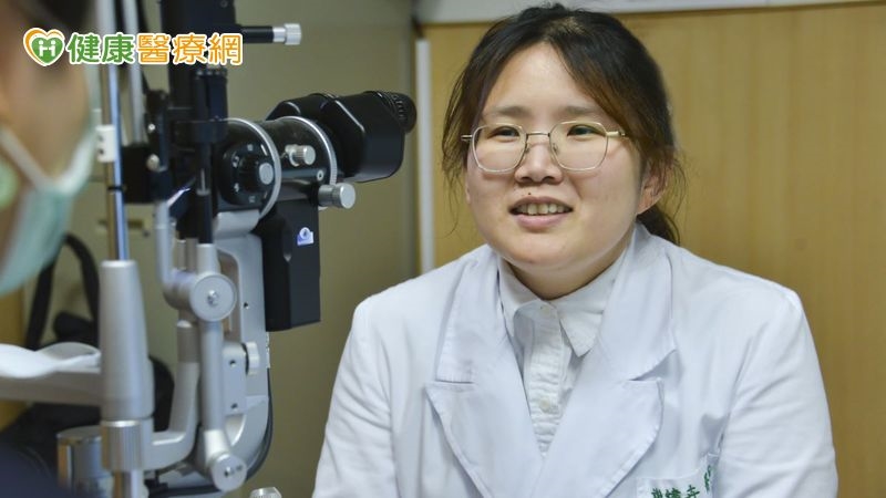 七旬婦看東西霧霧的竟是「長瘤」！醫警告：視力模糊藏疾病警訊