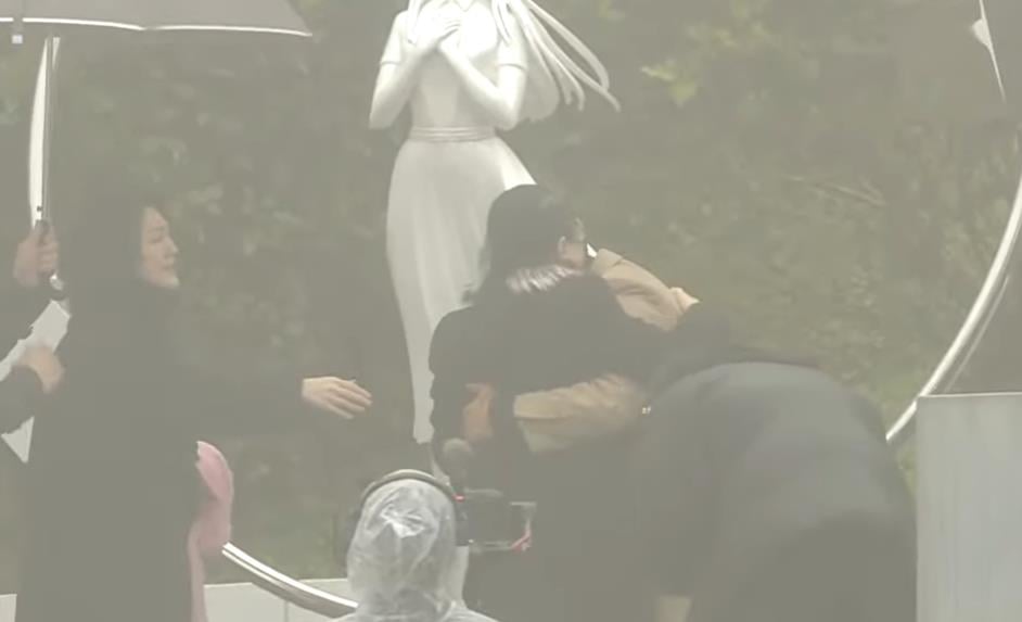 大S20年前高雄建案「代言美照」曝！當時超甜總價「2房才這樣」