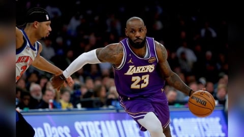 NBA(影)／驚險延續連22年入選明星賽紀錄！詹皇感謝搶救他的總教練們