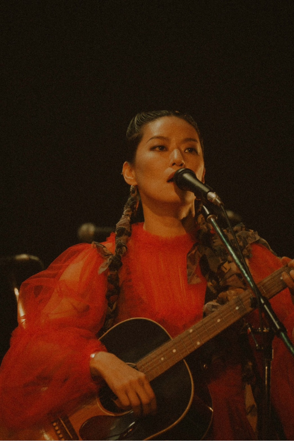  韓國女星李瀧揭家暴陰影！自爆身體創傷「與死亡共存」：每一步都好艱辛