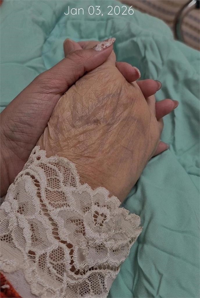 豬哥亮愛女「急救醫穿刺」右胸驚見3公分硬塊！近況曝光「摸到硬硬的」：顆粒不小