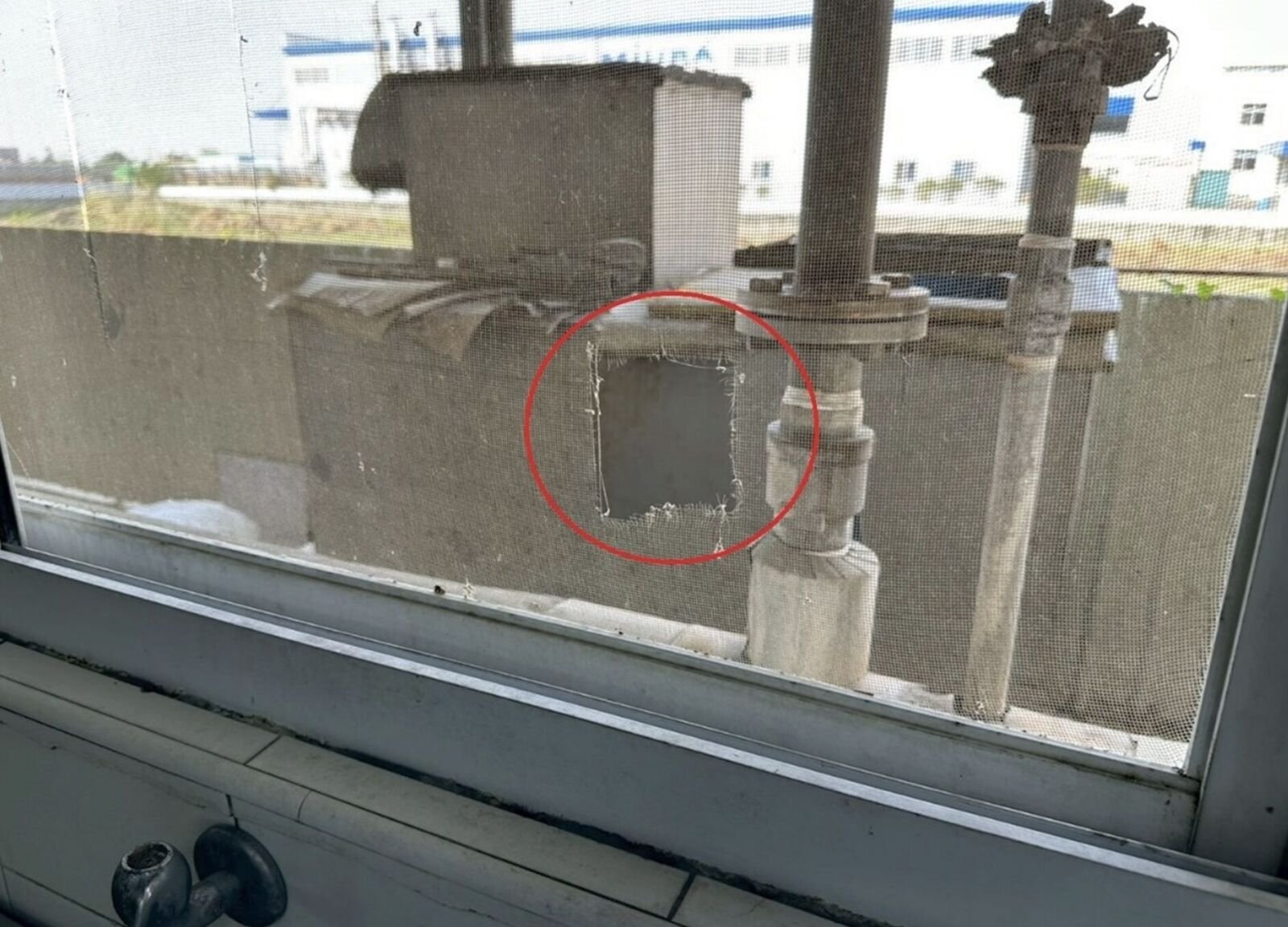 學童吃的午餐竟髒亂環境煮出來的！ 新竹台南3團膳業者挨罰 11