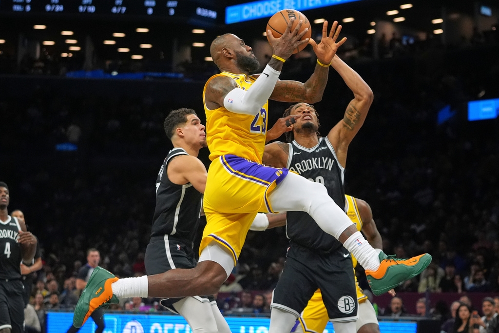 NBA(影)／一個詹姆斯已去克里夫蘭！另一個詹姆斯將何去何從？