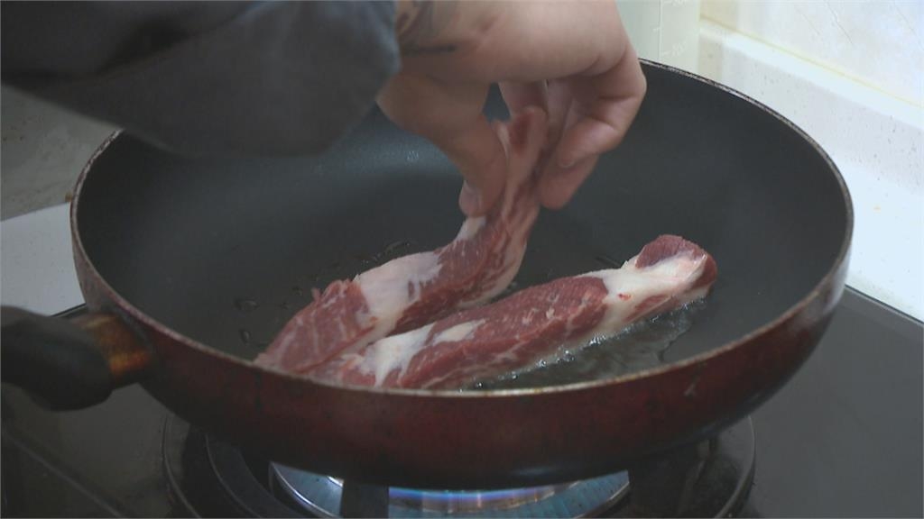 氣炸鍋煮薯條比油炸更健康？醫曝「易忽略陷阱」超過1溫度恐致癌