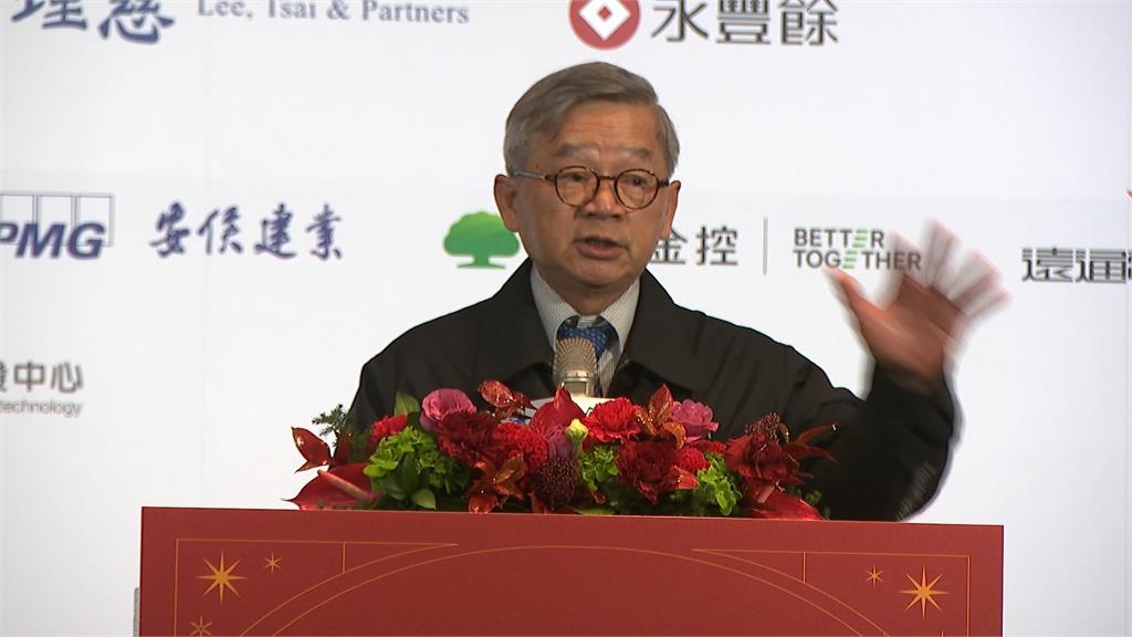 童子賢看好AI帶動手機市場　開創老幹新枝新局面