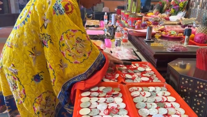 斗六最狂點燈送翡翠福牌　各大宮廟點燈湧現人潮