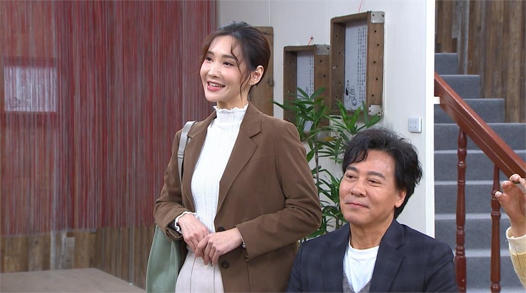 豪砸 6 位數治裝！徐千京進組《豆腐媽媽》 驚見「魔鬼導演」馮凱變暖男？