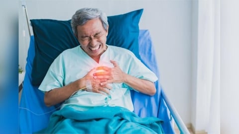 年輕人也中心肌梗塞！40歲男猝逝　醫點名「同一警訊」別忽略