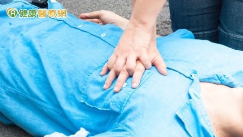 OHCA仍成功搶回一命！葉克膜接力心導管創奇蹟