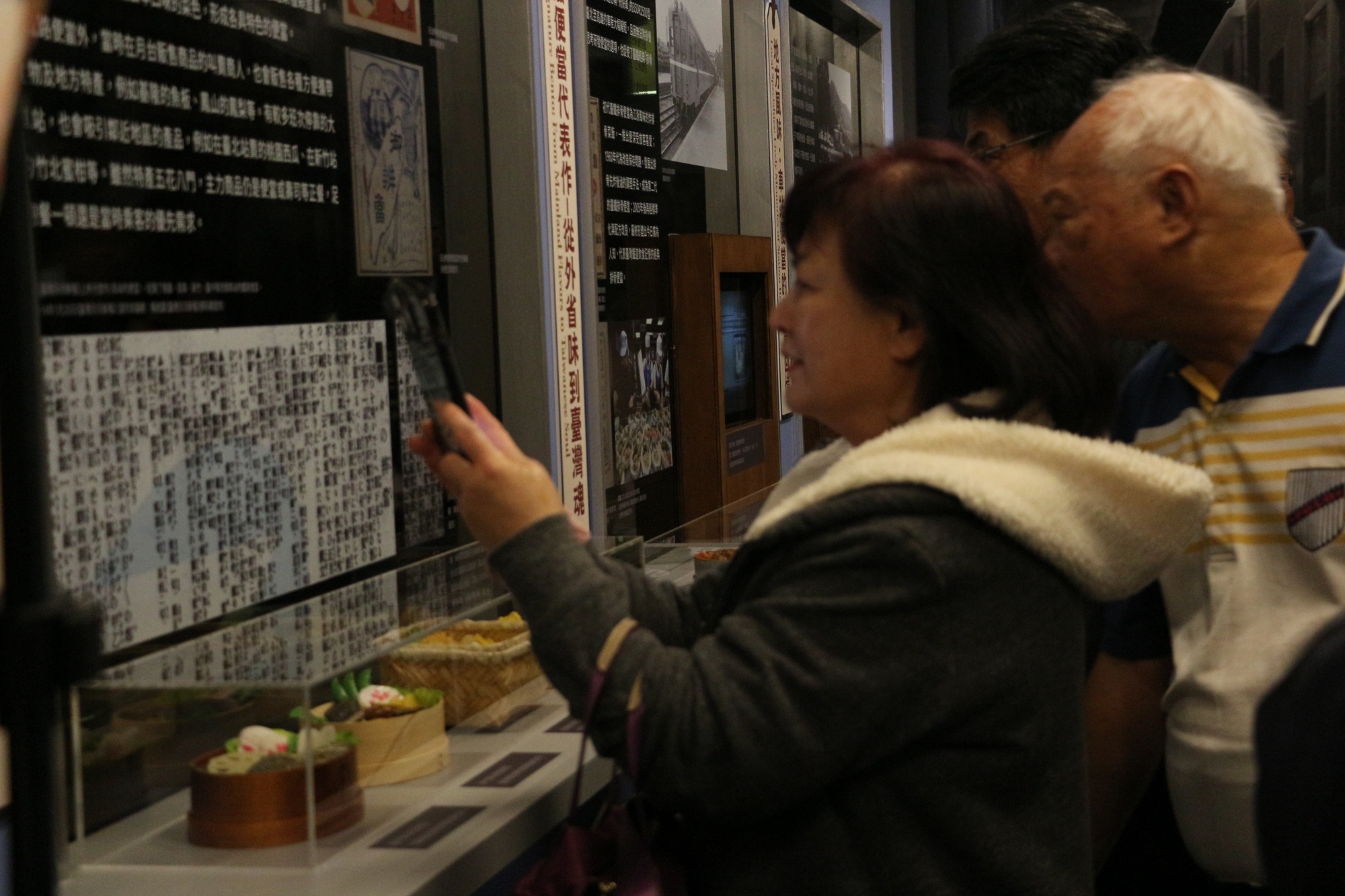 誰才是鐵路美食霸主？鐵道美食特展開幕回顧百年飲食史