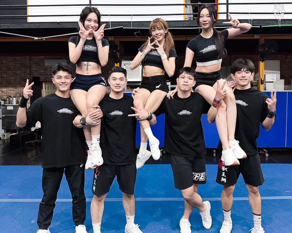 啦啦隊／真的香！李素泳、朴恩惠挑戰競技啦啦隊　克服具高「超猛特訓」也太拚