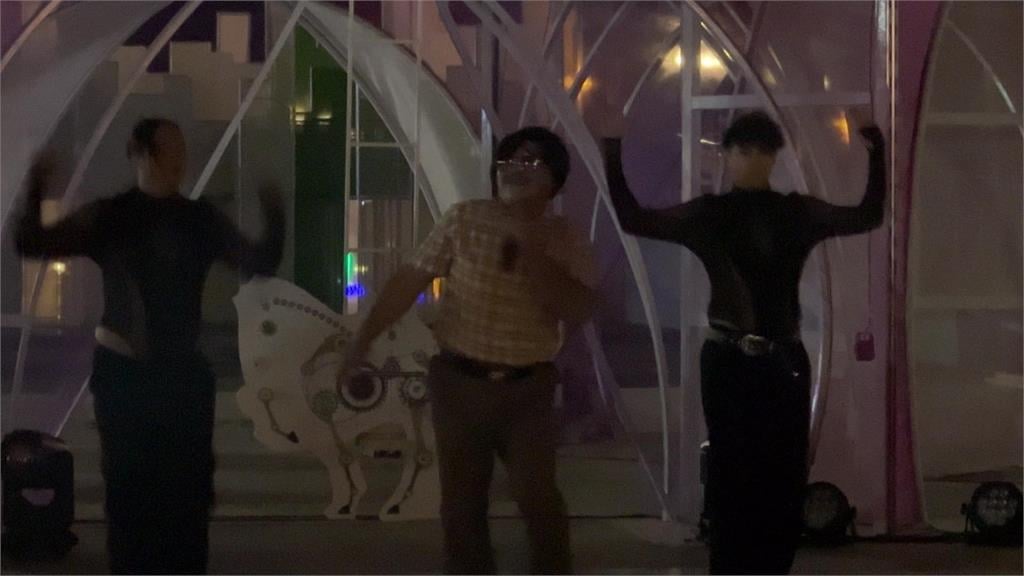 花蓮燈會主燈遭酸像「蛋糕寶塔」　裝置作品更吃驚！網：根本鹹魚乾