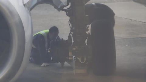 韓德威航空降落桃機竟「掉輪」　北跑道封閉！三航班喊Mayday