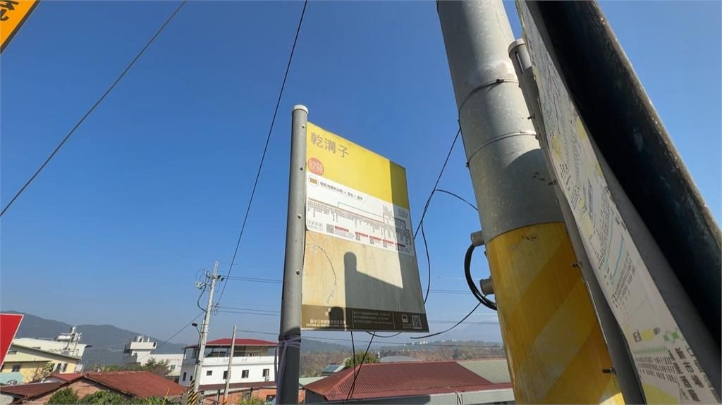 這路公車沒那一站「不停靠」　女乘客堅持下車脫序飆罵駕駛