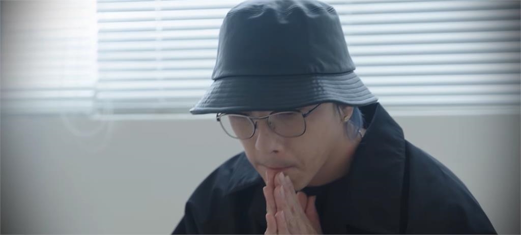 坤達閃兵後悄復工！合體YTR拍片「錄一半突哽咽」：我覺得就是做錯了…