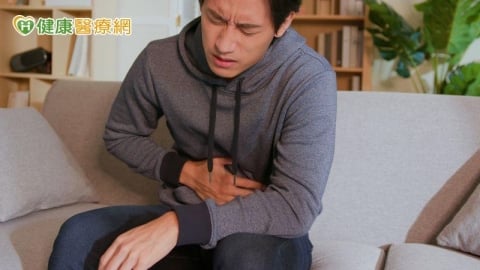 過年美食小心「火燒心」！醫教戰「三調整、三避免」遠離食道癌