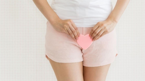 冬天私密處乾癢又飄鹹魚味？女醫揭「閨蜜電波」告別乾妹妹困擾