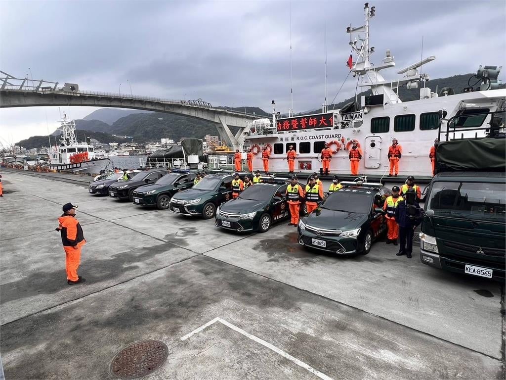 海巡「春節不打烊」擴大威力掃蕩!任務曝光「岸海齊心」打擊不法