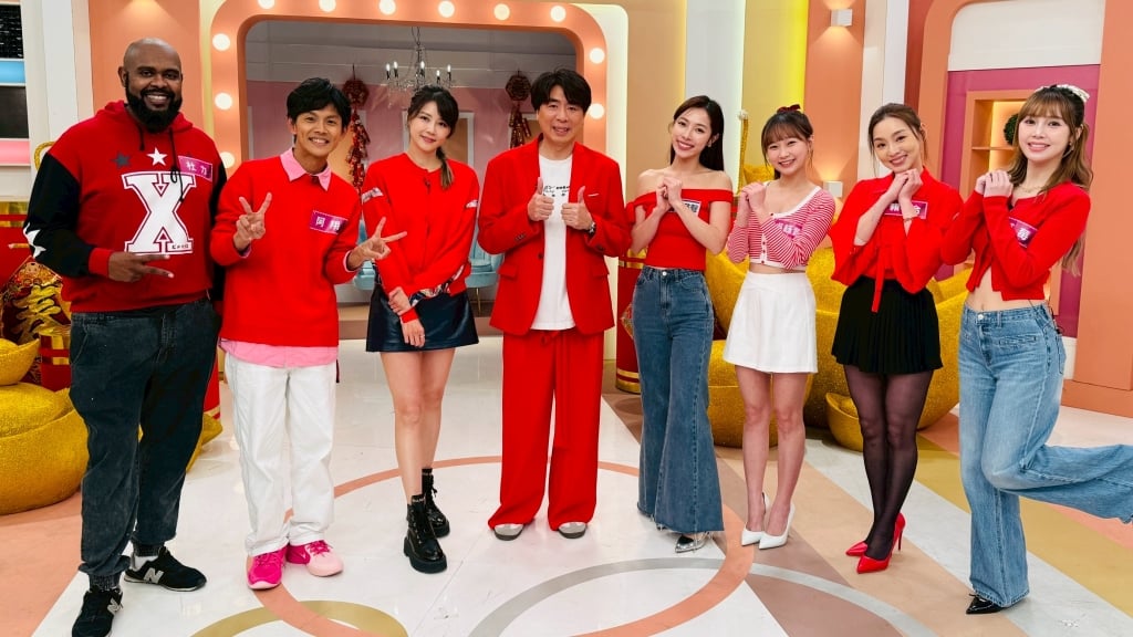 影)／過年姊妹大方送 賴芊合抽到「獎金」不開心？