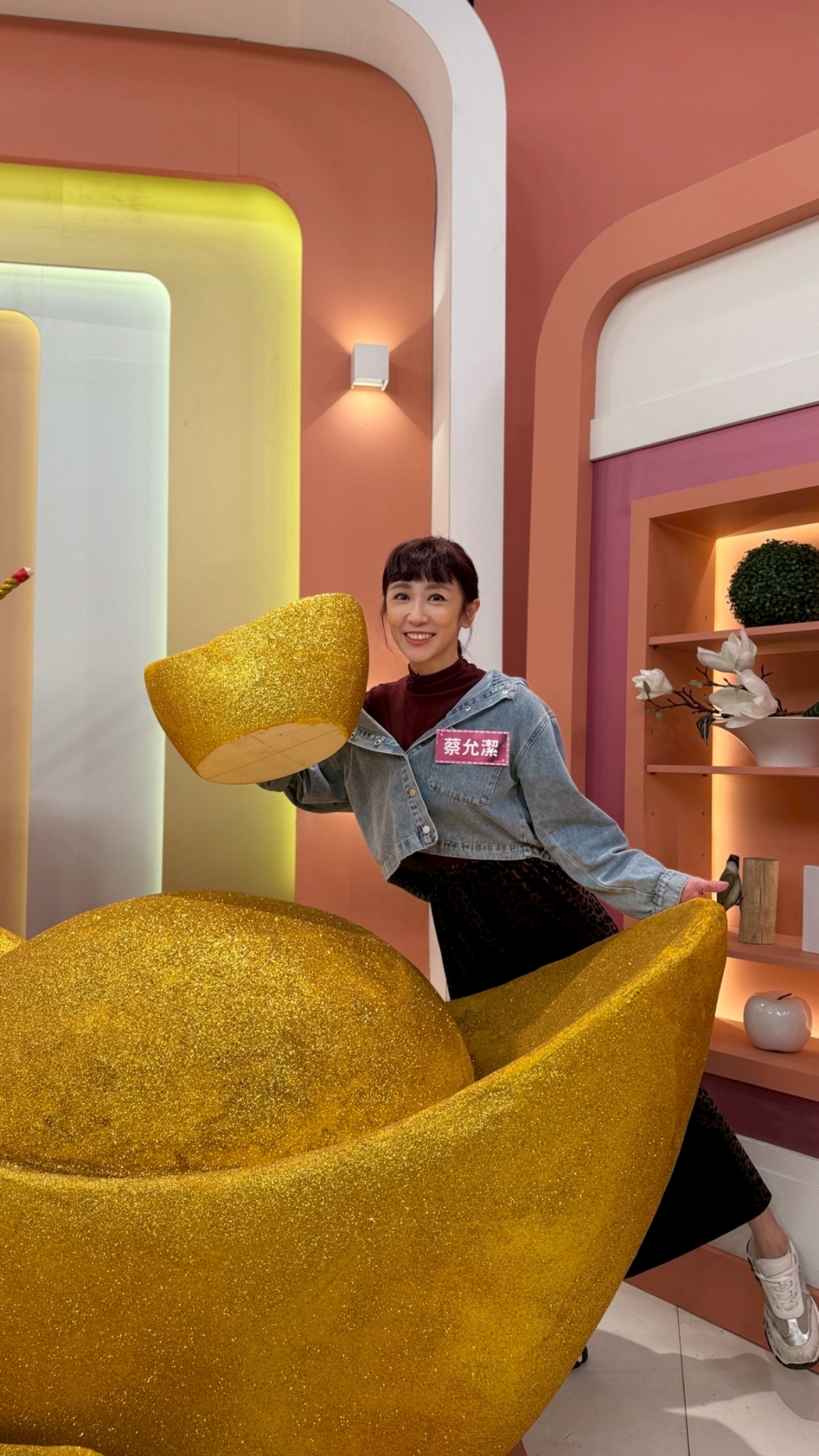 (影)／親友借錢也是詐騙 蔡允潔卻一再上當？