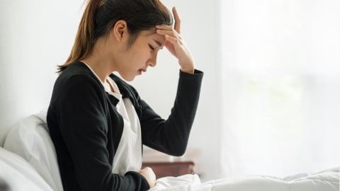 水腫、腰痠、情緒起伏？認識經前症候群常見表現