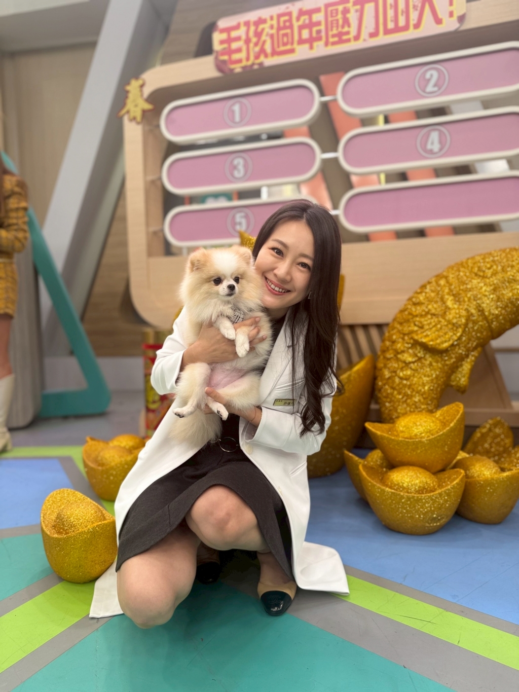 (影)／女星分享毛孩突然不吃東西 醫生觸診竟是「這一物」卡腸裡？