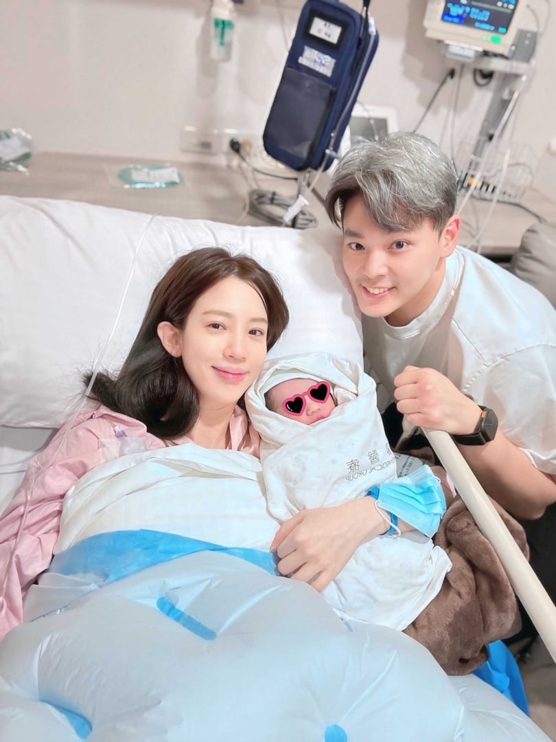 愛雅在農曆年前順利生產,目前正在月子中心調養。(圖/愛雅辣呦提供)