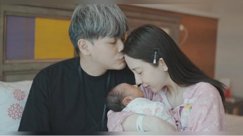 愛雅剖腹產下3100克愛子「跳跳」　淚憶亡母：我也是媽媽了！