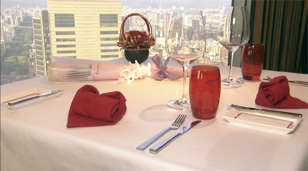 情人節碰春節連假！儀式感不能少　蛋糕銷近千顆、飯店餐廳全訂滿