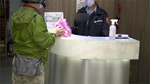 過年當保全「日領6000元」他嘆：很慘？網見「工作內容」羨炸：比在家爽