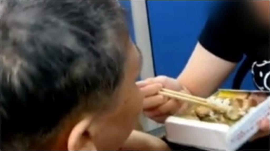 長輩吃飯出現「4症狀」要注意！營養師示警：恐折壽、短命風險增