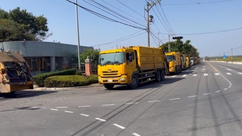 年節垃圾量大增+廚餘管制 彰化溪州「垃圾車」綿延2公里
