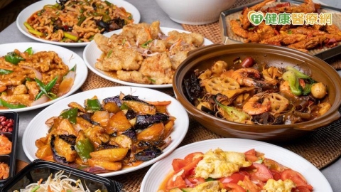 年菜不是放冰箱就安全!營養師警告「這樣保存」最容易吃出問題